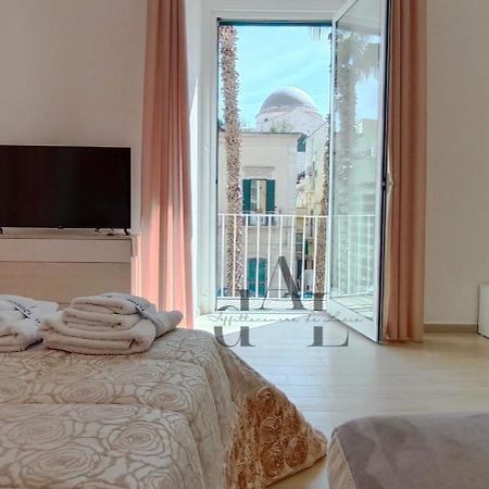 De Lucia Affittacamere - Elegante Appartamento Storico Nel Cuore Della Citta แตร์ลิซซี ภายนอก รูปภาพ